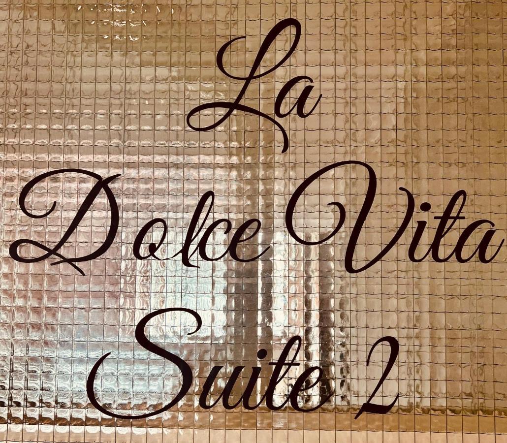 La Dolce Vita Suites Леэварден Экстерьер фото